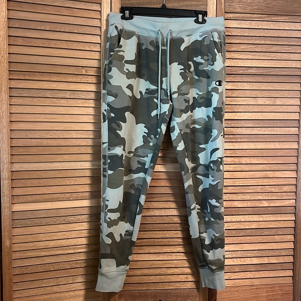 Champion Grey/ Green Camo sweatpants Men’s